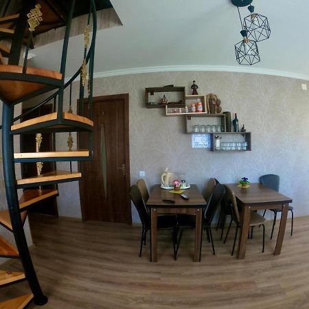 Kazbegi Inn Екстериор снимка