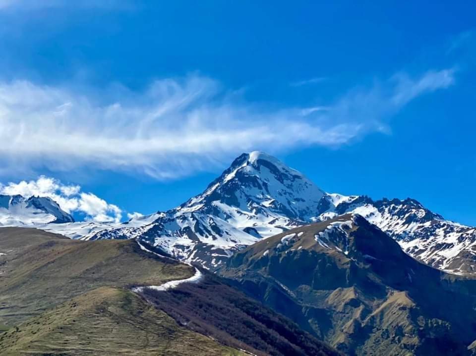 Kazbegi Inn Екстериор снимка