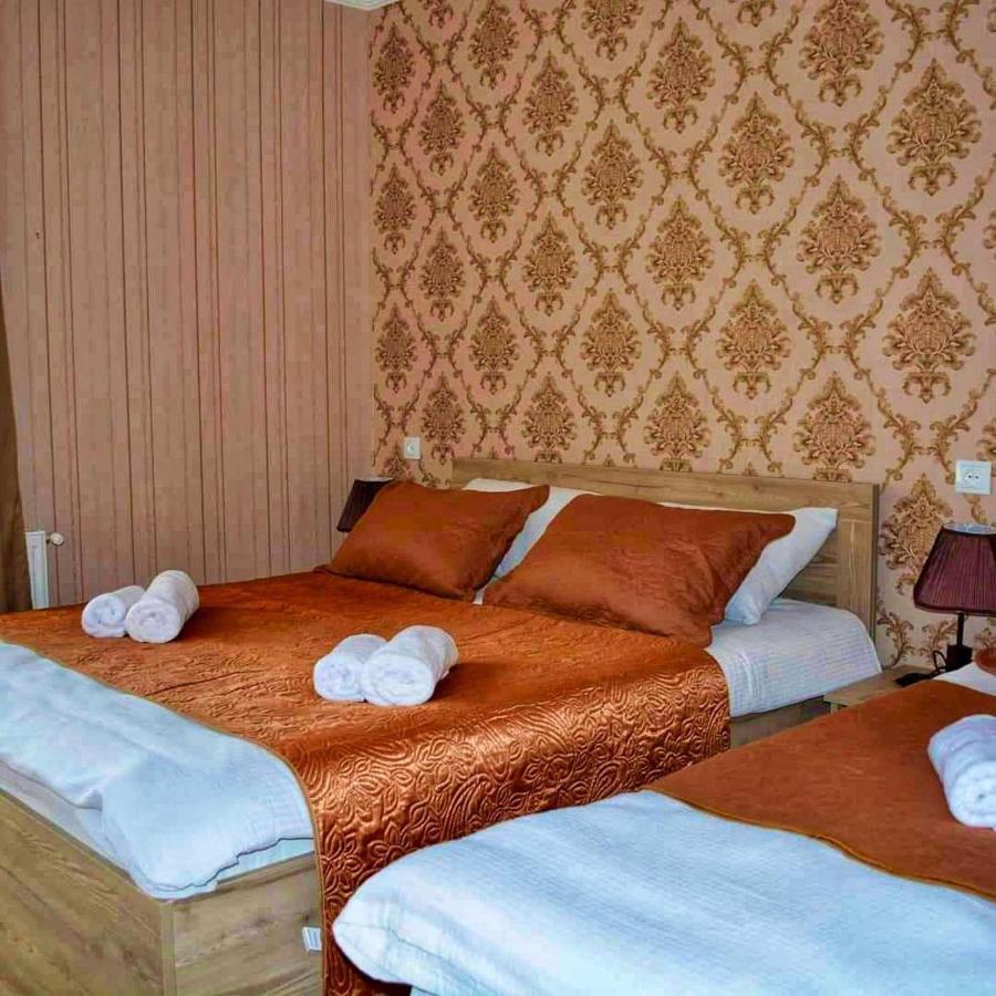 Kazbegi Inn Екстериор снимка