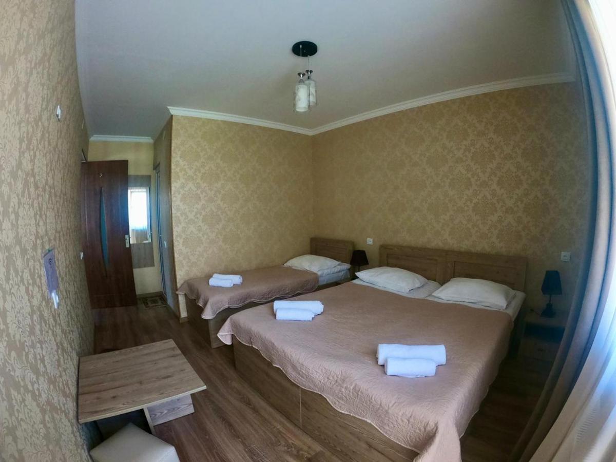 Kazbegi Inn Екстериор снимка